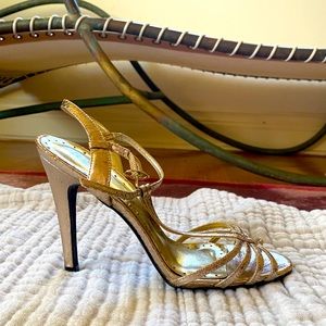 BCBG PARIS GOLD HEELS